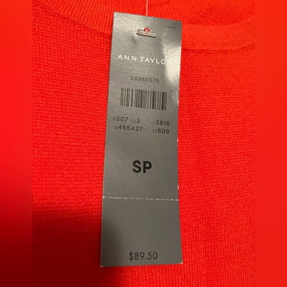 Ann Taylor Viscose Blend Bell Sleeve Petite Top- NWT - Picture 4 of 7